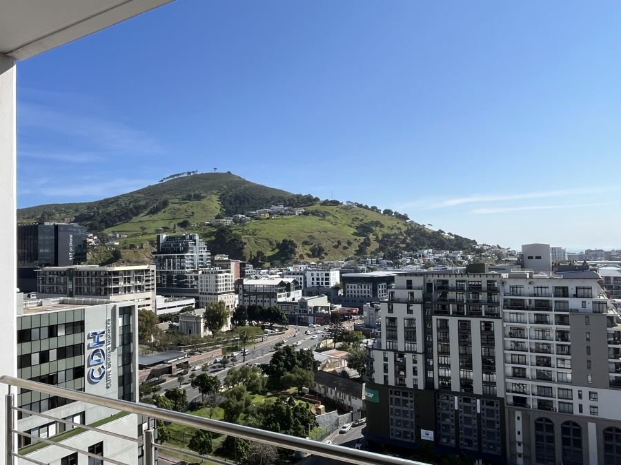 2 Bedroom Property for Sale in Cape Town City Centre Western Cape